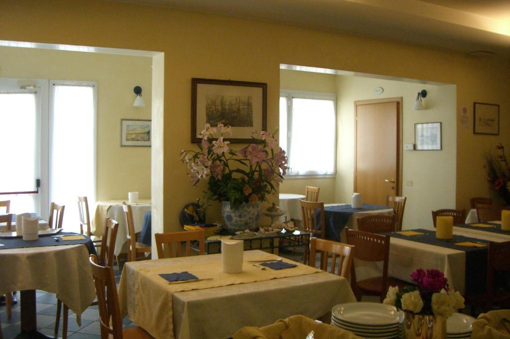 לידו די ג'סולו Hotel Lido מראה חיצוני תמונה